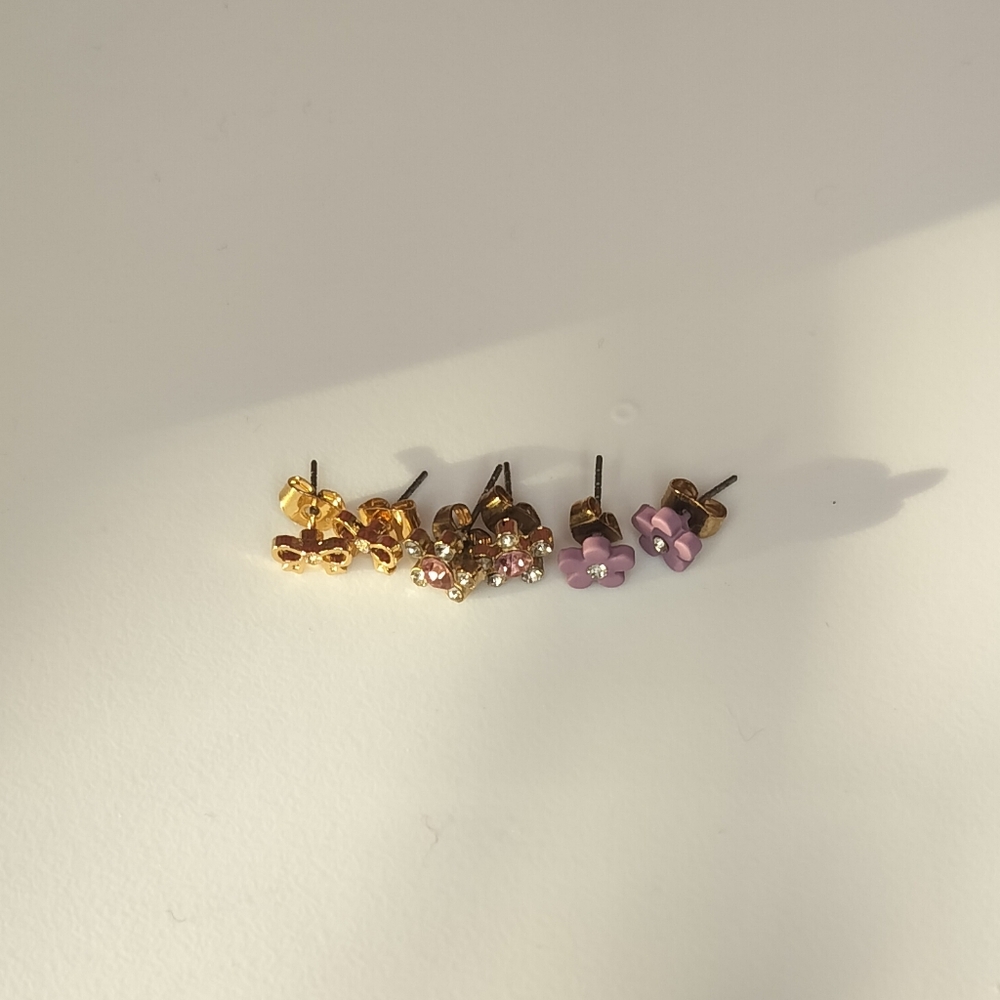 Flower and bow post earrings- set of 3